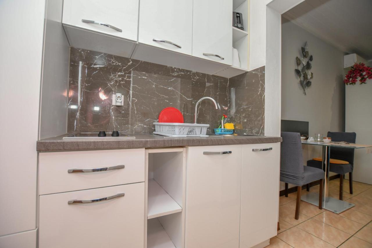 Apartment Camelia Poreč Eksteriør billede