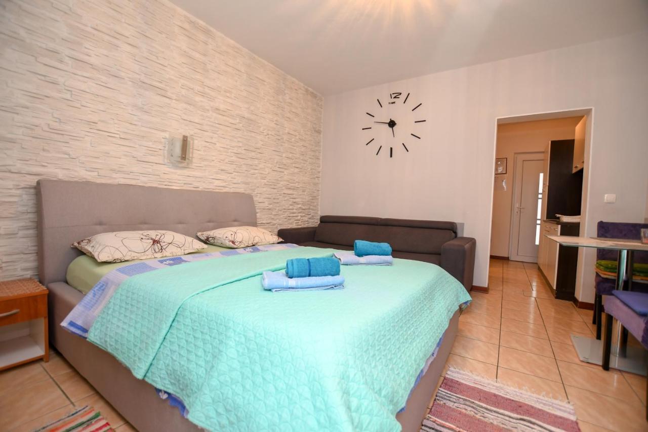 Apartment Camelia Poreč Eksteriør billede