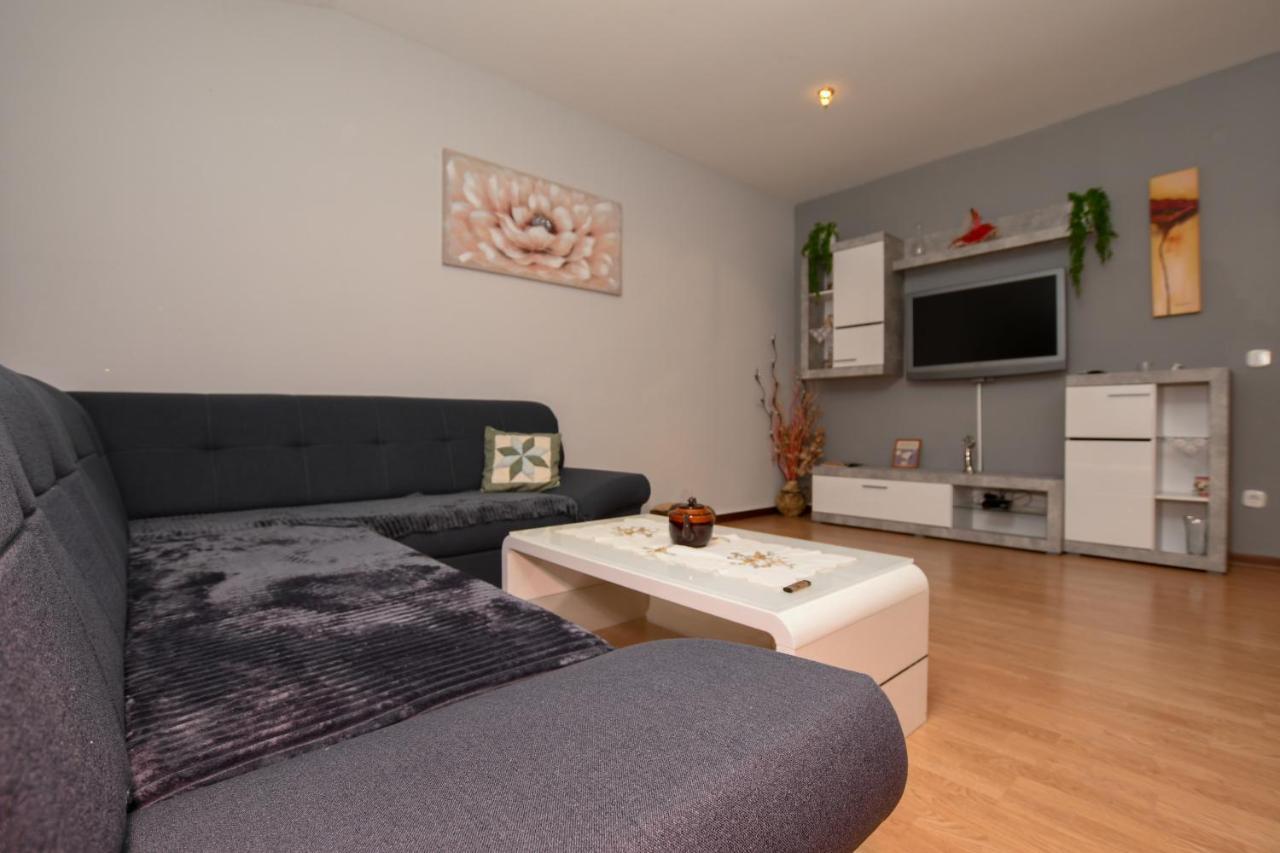 Apartment Camelia Poreč Eksteriør billede