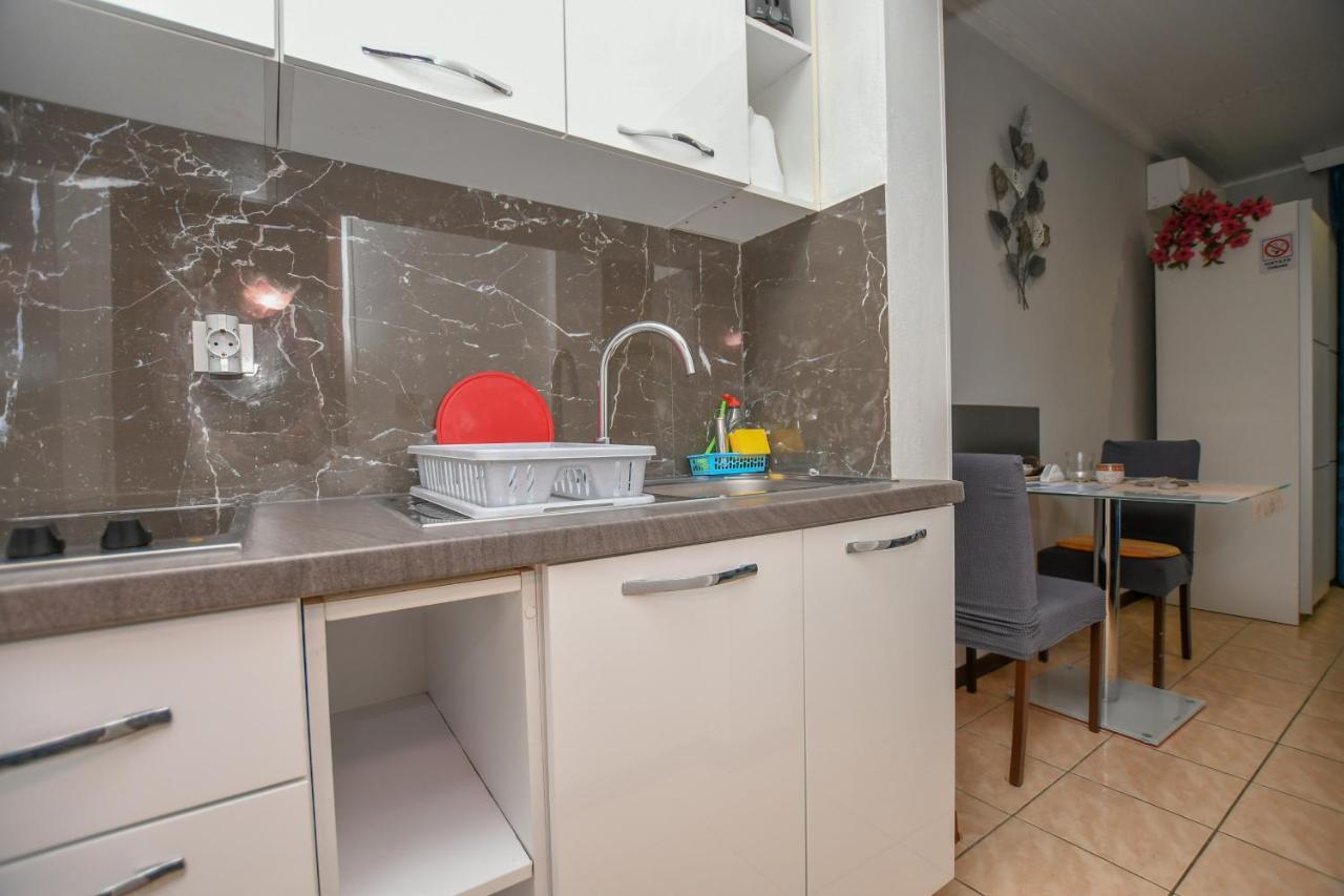 Apartment Camelia Poreč Eksteriør billede